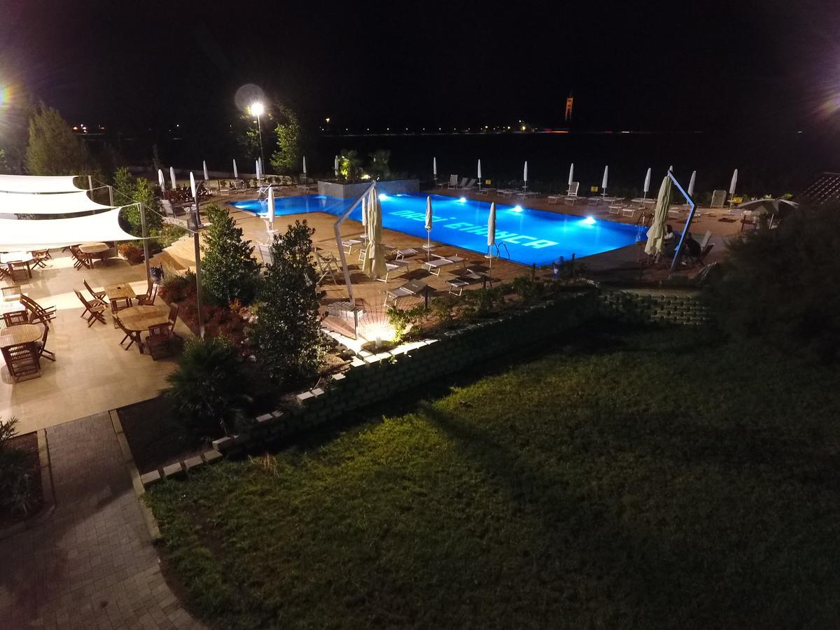 Oasi Bianca Hotel Pomposa Kültér fotó